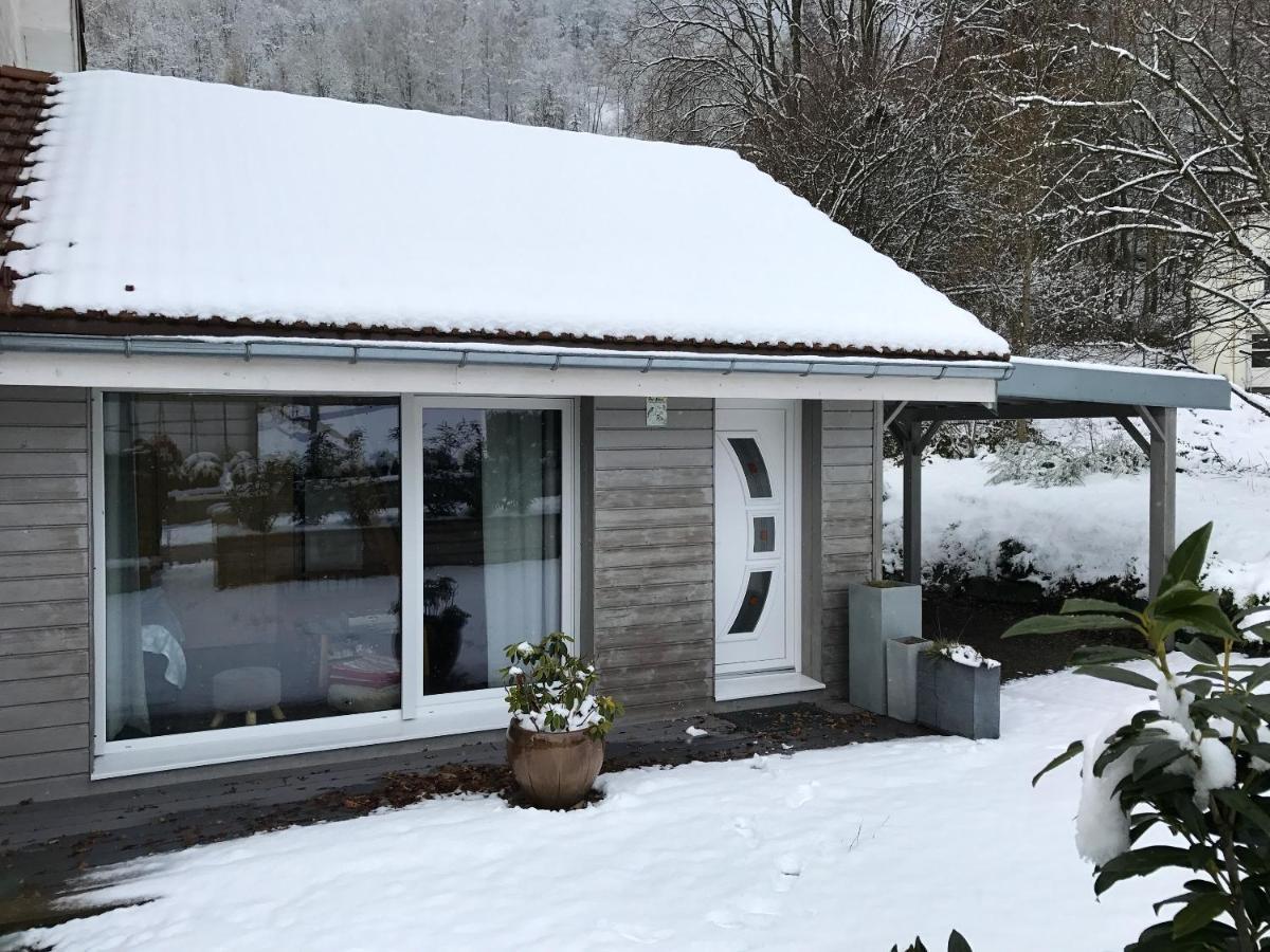 Studio A Le Menil Avec Magnifique Vue Sur La Montagne Jardin Amenage Et Wifi A 4 Km De La Plage Appartement Buitenkant foto