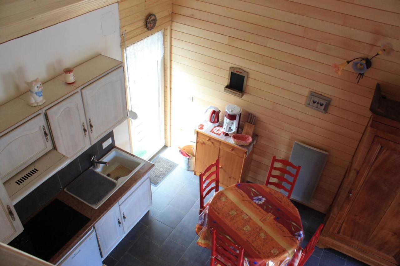 Studio A Le Menil Avec Magnifique Vue Sur La Montagne Jardin Amenage Et Wifi A 4 Km De La Plage Appartement Buitenkant foto